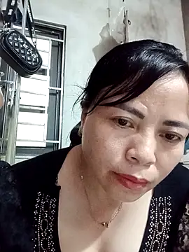 Snapshot of -Hami- chatting on 05/12/26, 07:49 -Hami- online show from 05/12/26, 07:49