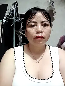Snapshot of -Hami- chatting on 05/10/26, 07:27 -Hami- online show from 05/10/26, 07:27