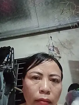 Snapshot of -Hami- chatting on 05/25/26, 05:22 -Hami- online show from 05/25/26, 05:22