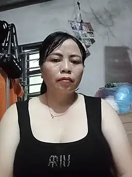 Snapshot of -Hami- chatting on 05/27/26, 05:04 -Hami- online show from 05/27/26, 05:04