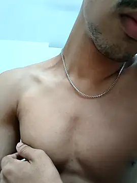 Snapshot of agaaaaaaa chatting on 04/05/26, 08:26 agaaaaaaa online show from 04/05/26, 08:26