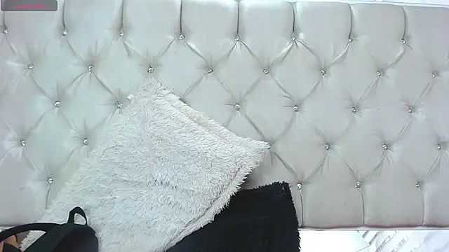 Snapshot of MistressNyx_ chatting on 06/09/26, 04:41 MistressNyx online show from 06/09/26, 04:41