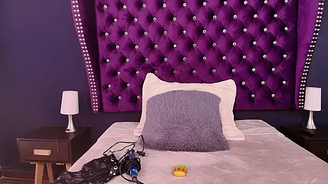 MistressNyx  online show from 04/02/26, 05:08