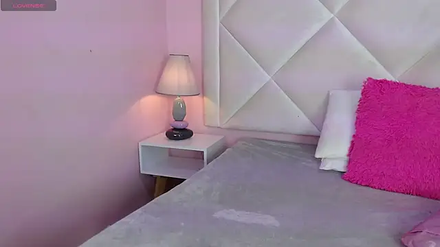 Snapshot of MistressNyx_ chatting on 07/21/26, 02:07 MistressNyx online show from 07/21/26, 02:07