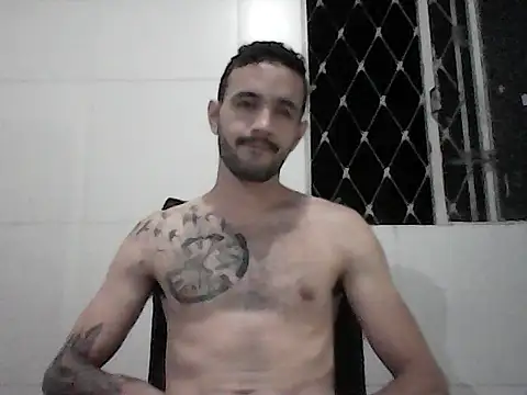 Snapshot of NoxxVx chatting on 04/10/26, 01:12 NoxxVx online show from 04/10/26, 01:12