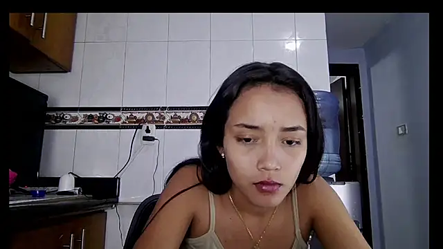 Emily Gross online show from 04/11/26, 07:45