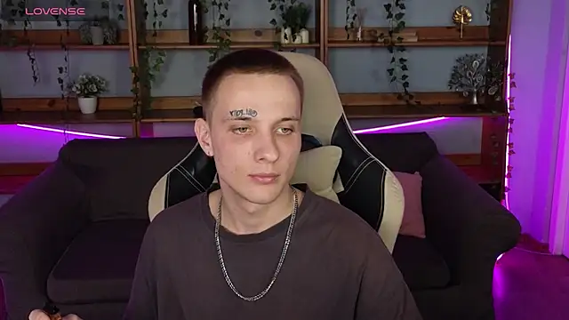 Snapshot of Dreamkai chatting on 04/12/26, 09:01 Dreamkai online show from 04/12/26, 09:01