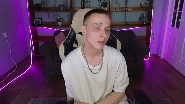 Snapshot of Dreamkai chatting on 04/05/26, 08:43 Dreamkai online show from 04/05/26, 08:43