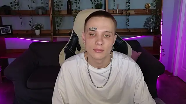 Snapshot of Dreamkai chatting on 04/08/26, 10:17 Dreamkai online show from 04/08/26, 10:17