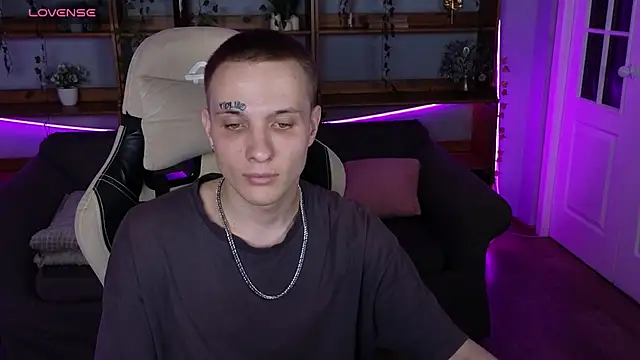 Snapshot of Dreamkai chatting on 04/10/26, 08:43 Dreamkai online show from 04/10/26, 08:43