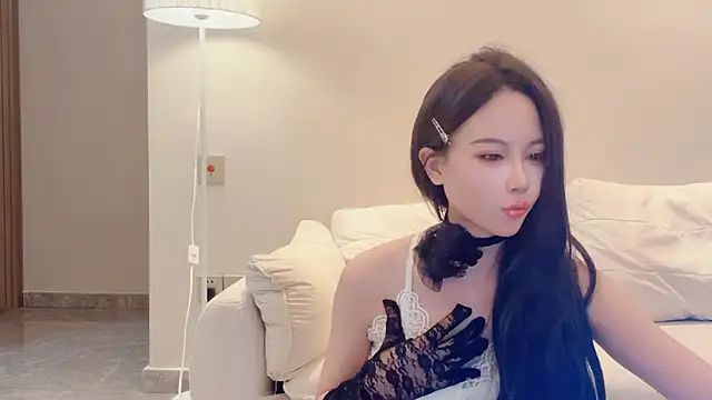 Snapshot of huxierbaby chatting on 04/01/26, 02:25 huxierbaby online show from 04/01/26, 02:25