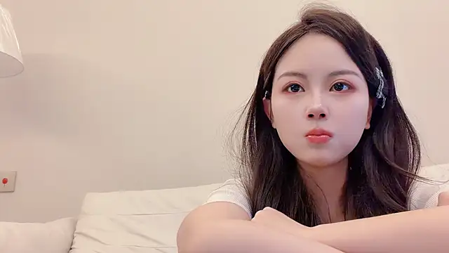 Snapshot of huxierbaby chatting on 03/30/26, 10:06 huxierbaby online show from 03/30/26, 10:06