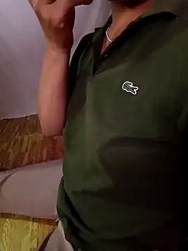 Snapshot of cat-kat chatting on 04/10/26, 01:40 cat-kat online show from 04/10/26, 01:40