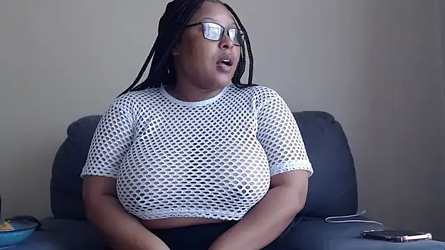 xxZoeyx online show from 11/29/25, 05:51