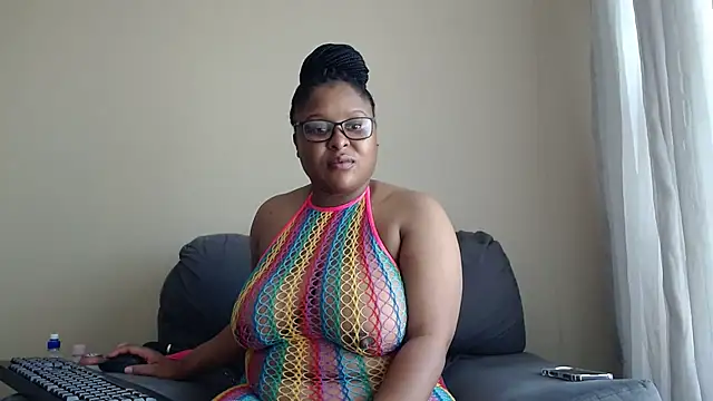 xxZoeyx online show from 05/11/26, 07:21