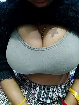 Rufiya khan0 online show from 04/11/26, 03:03