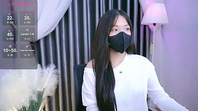 Lu Ly22 online show from 05/26/26, 01:58
