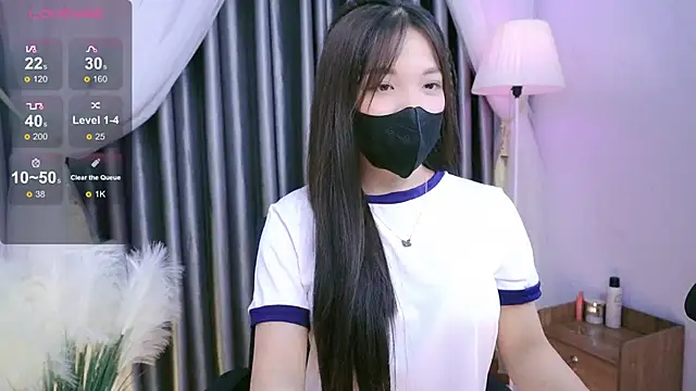 Lu Ly22 online show from 05/29/26, 01:33