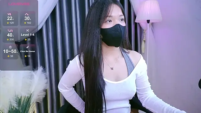 Lu Ly22 online show from 05/27/26, 01:57