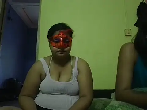 Naina1994 online show from 05/28/26, 06:21