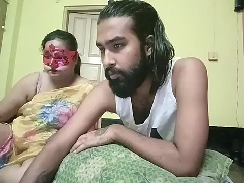 Snapshot of Naina1994 chatting on 06/25/26, 05:34 Naina1994 online show from 06/25/26, 05:34