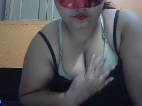 Naina1994 online show from 04/08/26, 09:27