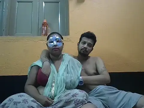 Naina1994 online show from 04/25/26, 06:05