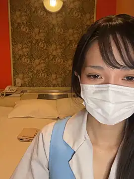 Snapshot of yuki2210 chatting on 05/05/26, 04:26 yuki2210 online show from 05/05/26, 04:26