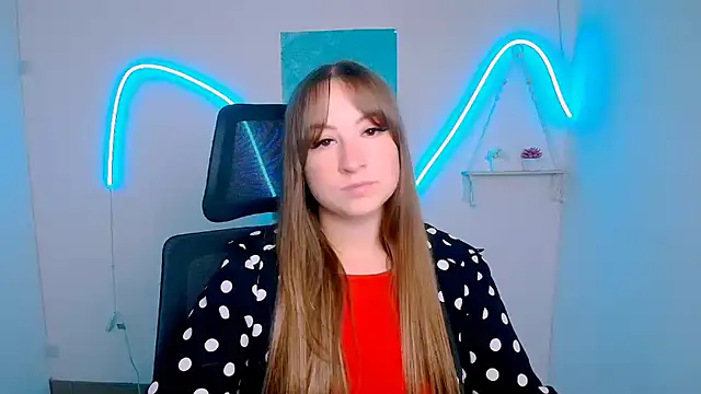 Tiffani Angel online show from 07/08/26, 11:33