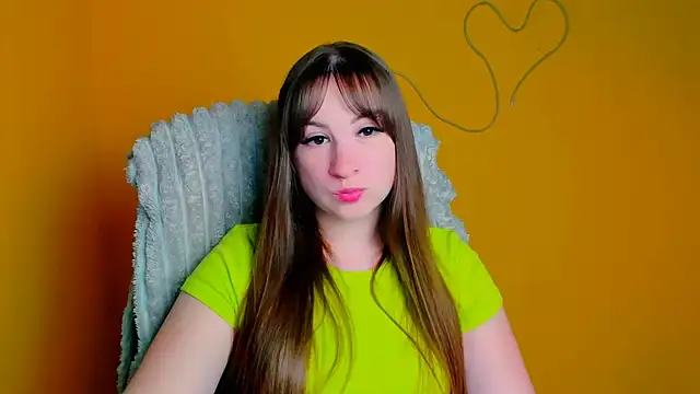 Snapshot of Tiffani_Angel chatting on 05/20/26, 05:21 Tiffani Angel online show from 05/20/26, 05:21
