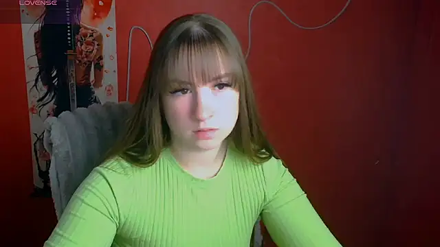 Snapshot of Tiffani_Angel chatting on 05/03/26, 05:34 Tiffani Angel online show from 05/03/26, 05:34