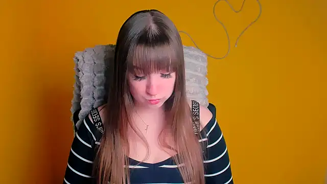 Snapshot of Tiffani_Angel chatting on 04/14/26, 05:34 Tiffani Angel online show from 04/14/26, 05:34