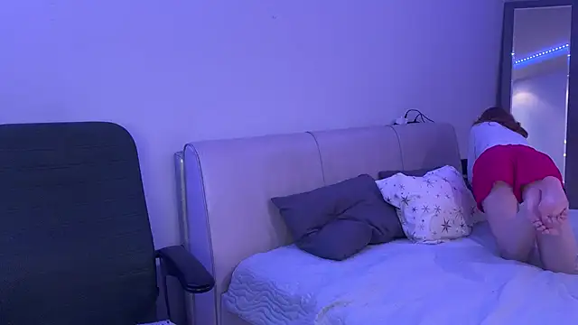 ReynaSweet  online show from 04/12/26, 10:02