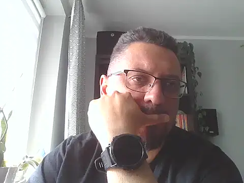 19cmSlave online show from 05/12/26, 09:37