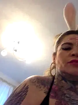 ellarealbrazilian online show from 04/04/26, 11:06