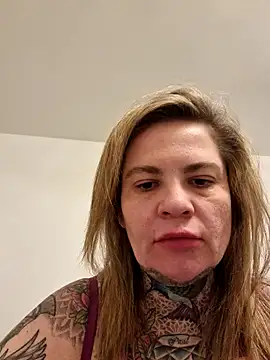 ellarealbrazilian online show from 03/31/26, 08:33