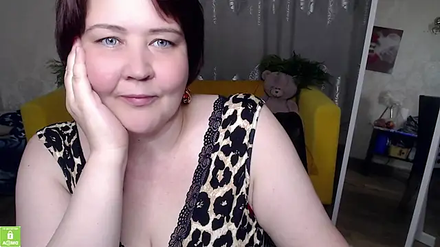 QUEEN02030 online show from 06/15/26, 10:26