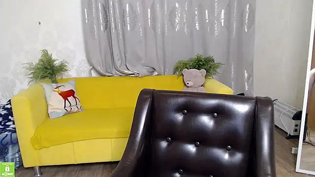 QUEEN02030 online show from 05/09/26, 02:09