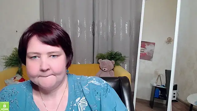 QUEEN02030 online show from 05/25/26, 10:25