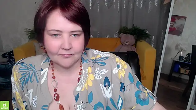 QUEEN02030 online show from 06/17/26, 10:14