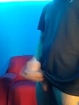NovinhoTopBrasil online show from 04/28/26, 01:37