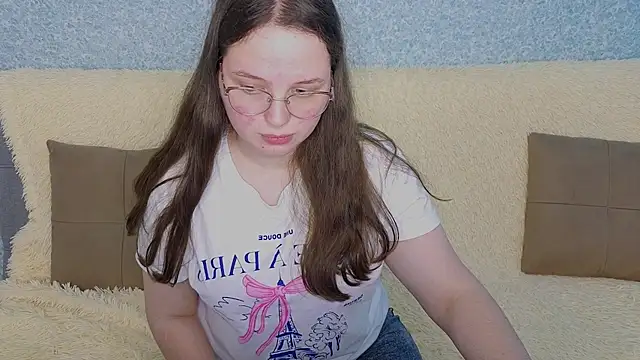 Snapshot of SofiDreamm chatting on 04/03/26, 02:23 SofiDreamm online show from 04/03/26, 02:23