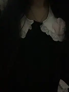 Annie nii online show from 03/31/26, 04:36