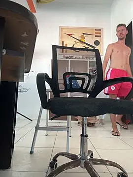 Snapshot of escrivao chatting on 04/01/26, 04:48 escrivao online show from 04/01/26, 04:48