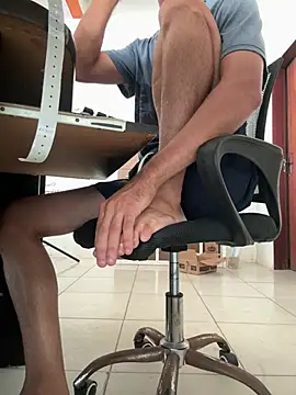 Snapshot of escrivao chatting on 04/02/26, 11:06 escrivao online show from 04/02/26, 11:06