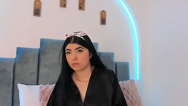 candy luna 03 online show from 04/11/26, 01:04