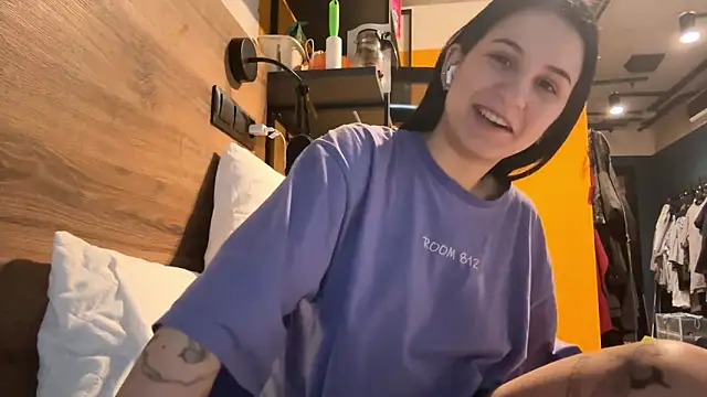 Darcia Luv online show from 04/14/26, 02:33