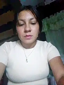 Snapshot of karo_cute chatting on 06/19/26, 06:14 karo cute online show from 06/19/26, 06:14
