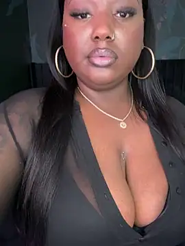 VERALONGG online show from 04/09/26, 04:02