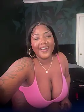 VERALONGG online show from 04/13/26, 01:26